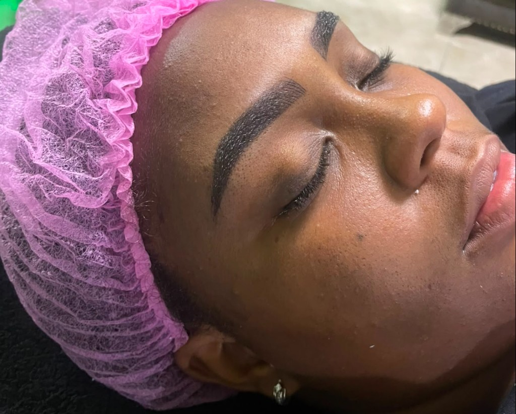 Microshading de cejas